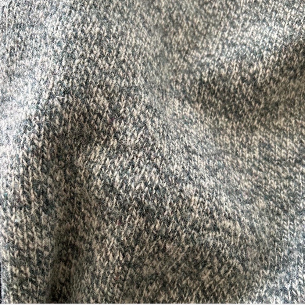 Vintage 90s Lands' End Green Marled Wool Crewneck Sweater |Cozy Grandpacore Knit - Picture 9 of 10
